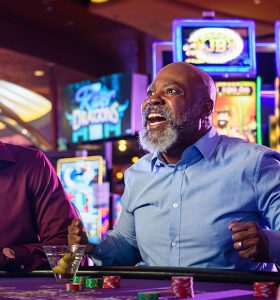 Live Games Extravaganza: Casino Showstopper