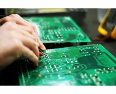 Overcoming Barriers to Sustainable Business Models in Electronics Repair
